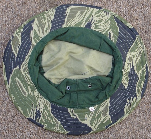 Inside view of the JWD tiger stripe boonie.