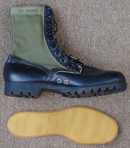 DMS jungle boots were issued with removable Saran ventilating insoles.