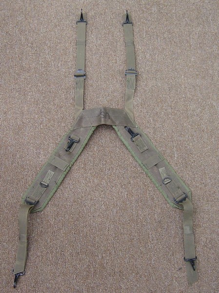 The H back design M1967 suspenders were made from nylon.
