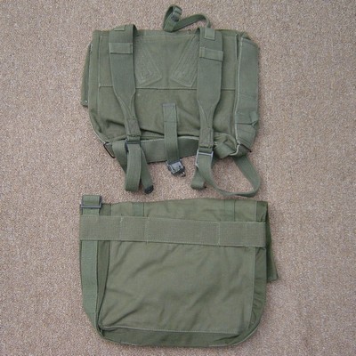 Back view of 1967 dated M1941 USMC haversack and knapsack.