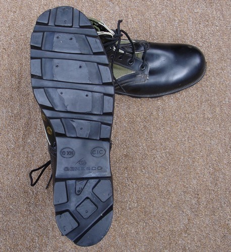 The Panama sole harnessed the pressure created by the flexing of the foot to squeeze any mud out of the tread.