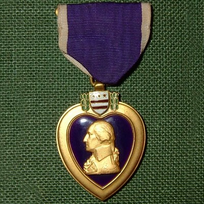 The Purple Heart contains a side profile of George Washington.