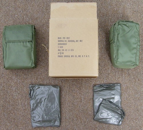 The Hot-Wet Environment Individual Survival Kit consisted of Operational and Reserve packs and two waterproof plastic bags.